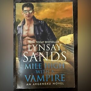 Mile High with a Vampire Book by Lynsay Sands